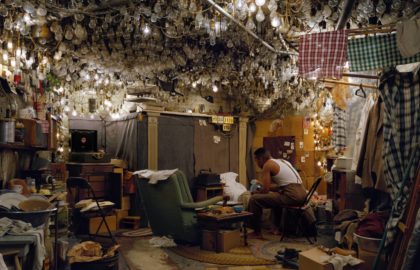 H πρώτη ατομική έκθεση του Jeff Wall στην Ελλάδα | Συλλογή Γιώργου Οικονόμου