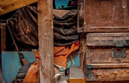 Οι Δελφοί πέρα από τα αρχαία – ομαδική έκθεση με επιμέλεια Πλάτωνα Ριβέλλη