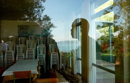Έκθεση φωτογραφίας: We are shadows – Όταν οι πρόσφυγες φωτογραφίζουν την καθημερινότητά τους
