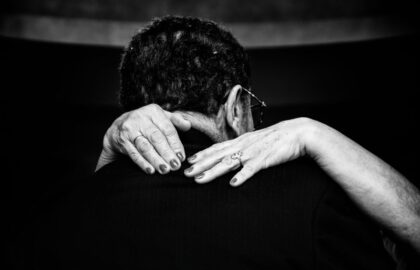 Παρουσίαση φωτογραφικού λευκώματος και έκθεση του Σπύρου Ζαφειρόπουλου με τίτλο “Θύρες Κλειστές” στη Luminous Eye