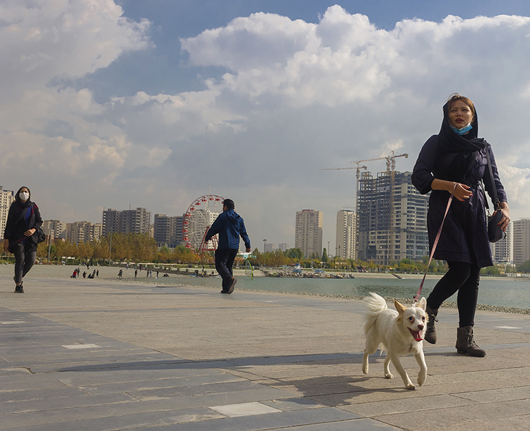 Street Photography | Διεθνής έκθεση φωτογραφίας στην Blank Wall Gallery
