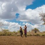 Φωτογραφική αποστολή στην Κένυα με τη Βίκυ Μαρκολέφα