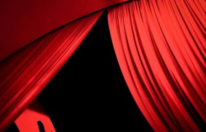 Backstage Baus | Ατομική έκθεση της Μαριλένας Φιλαΐτη