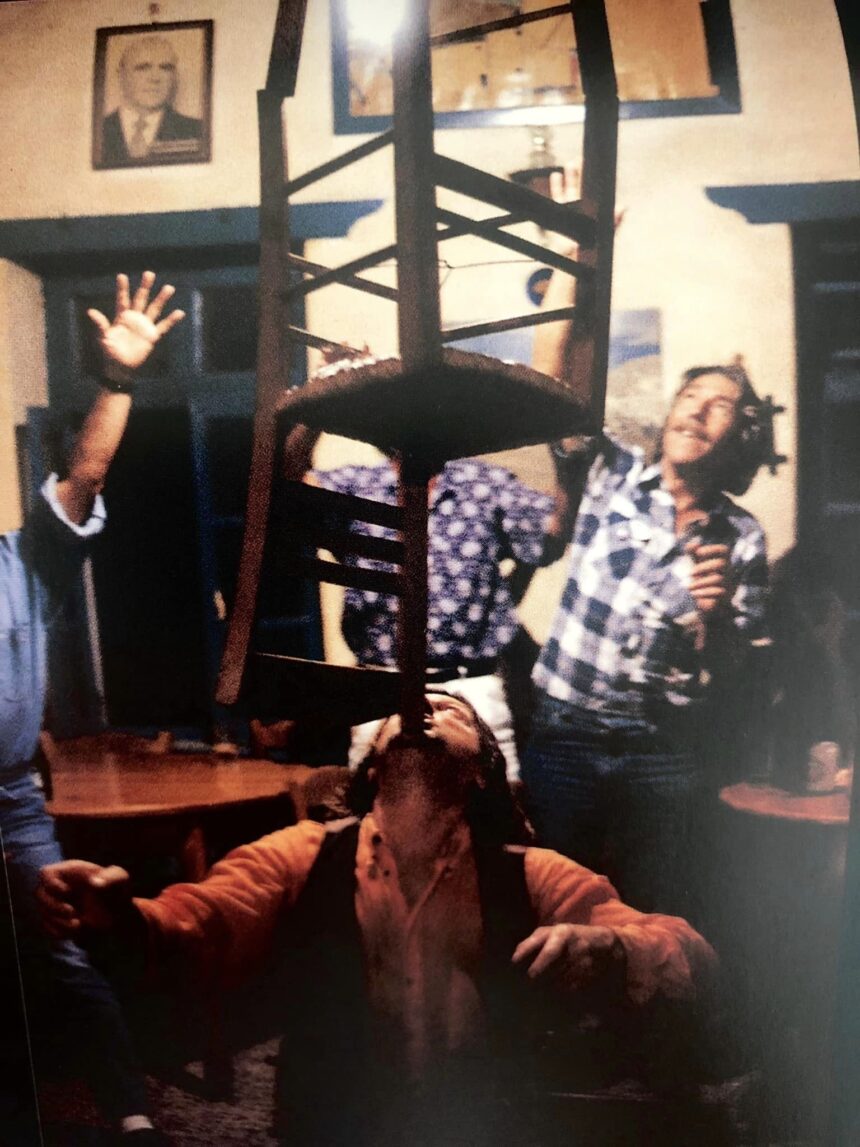 Οι “Μικρές Πατρίδες” της Μάρως Κουρή … το ρίχνουν έξω!