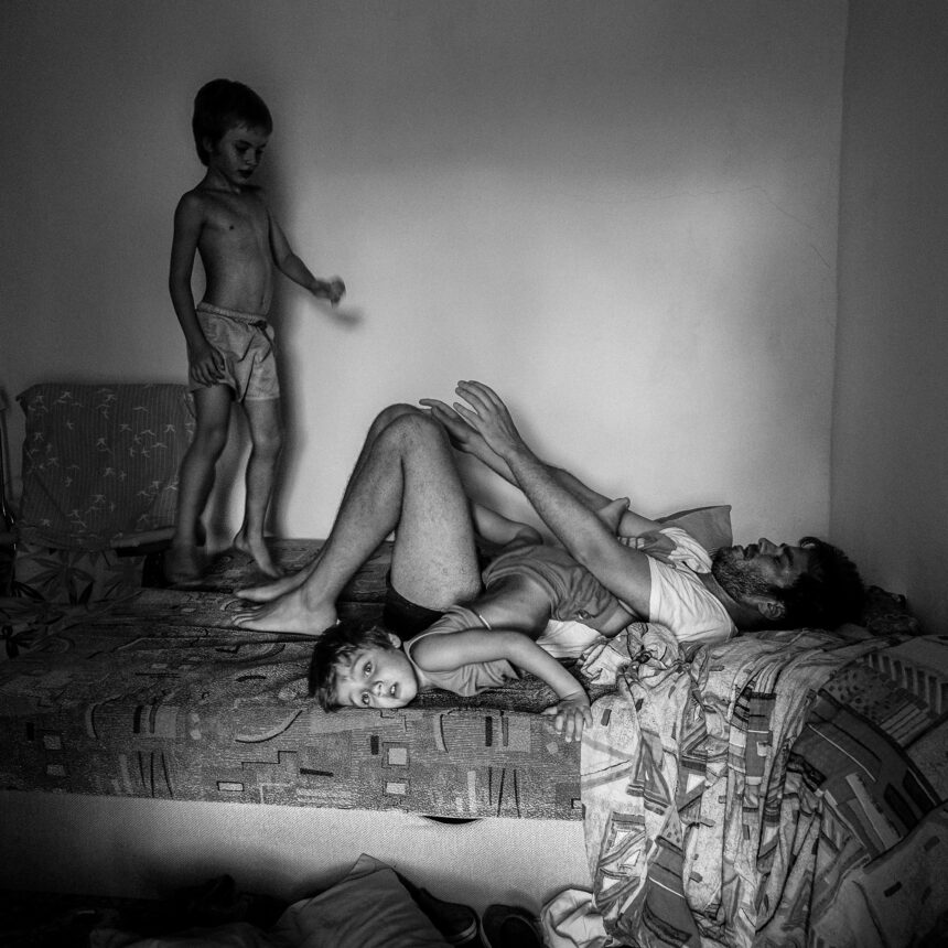 Lyric Documentary | Οκτάμηνο πρόγραμμα με τον Πάνο Κασίμη