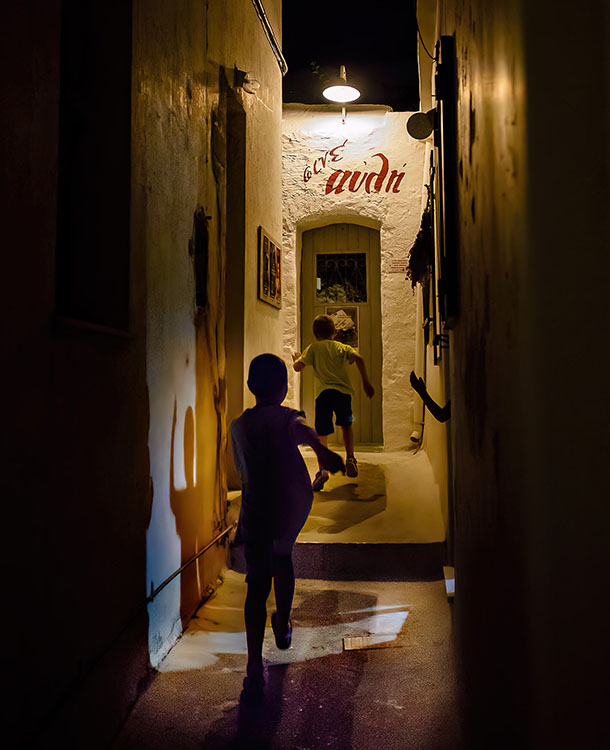 Night Photography | Διεθνής έκθεση φωτογραφίας στην Blank Wall Gallery