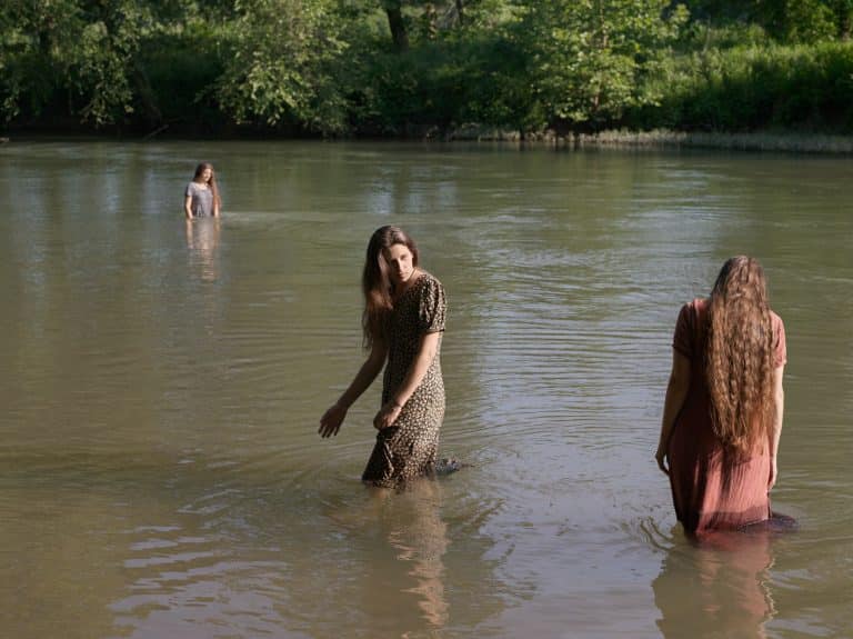 Lucas Foglia – Η σχέση του ανθρώπου με τη φύση