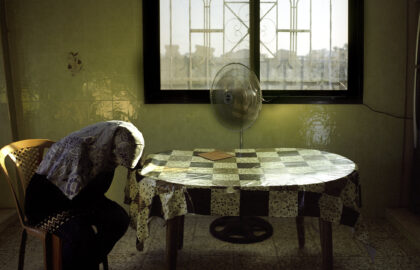 MOMus-Μουσείο Φωτογραφίας Θεσσαλονίκης | Έκθεση «ΙστορίεςΤης. Φωτογραφικές πρακτικές, 1974-2024»