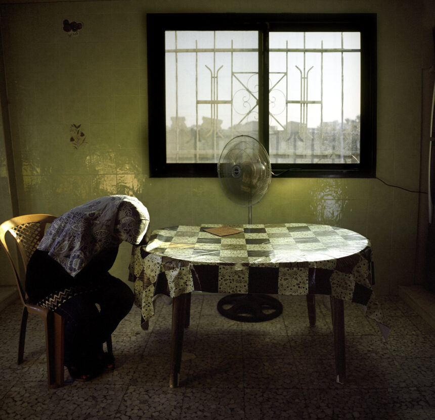 MOMus-Μουσείο Φωτογραφίας Θεσσαλονίκης | Έκθεση «ΙστορίεςΤης. Φωτογραφικές πρακτικές, 1974-2024»