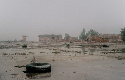 Ορέστης Σεφέρογλου – The red island