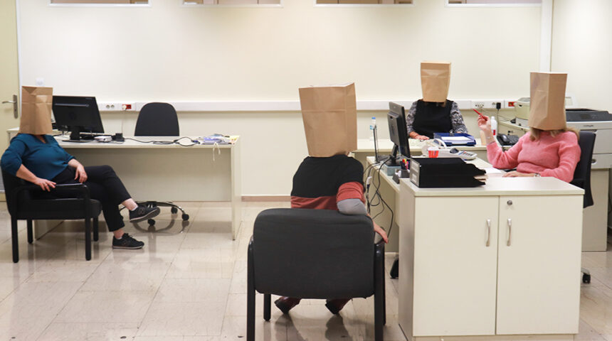 Δήμητρα Αμβροσιάτου –  Paperbag persona