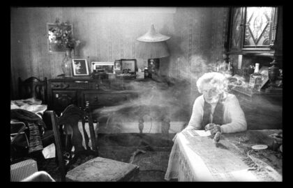 1 διά 2 – Φωτογραφική διαλεκτική: Νίκος Κωστόπουλος – Ιουλία Λαδογιάννη