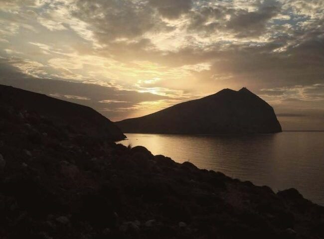 Ήταν του Μάη του πρόσωπο (ΙIΙ)