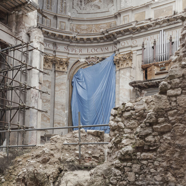 Stefania Orfanidou - Pendulum Stefania Orfanidou - Pendulum