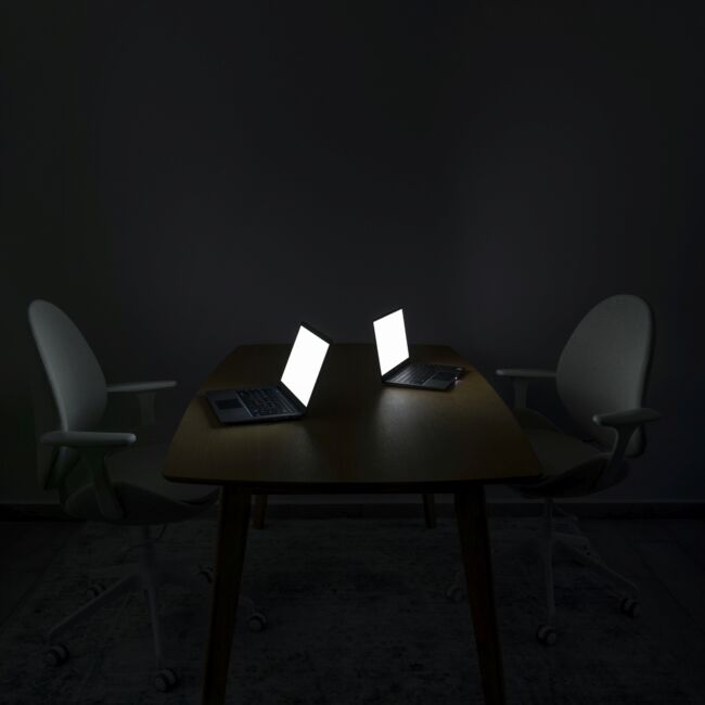 Maria Mavropoulou - The strangers from Family Portraits Series Maria Mavropoulou - Family Portraits