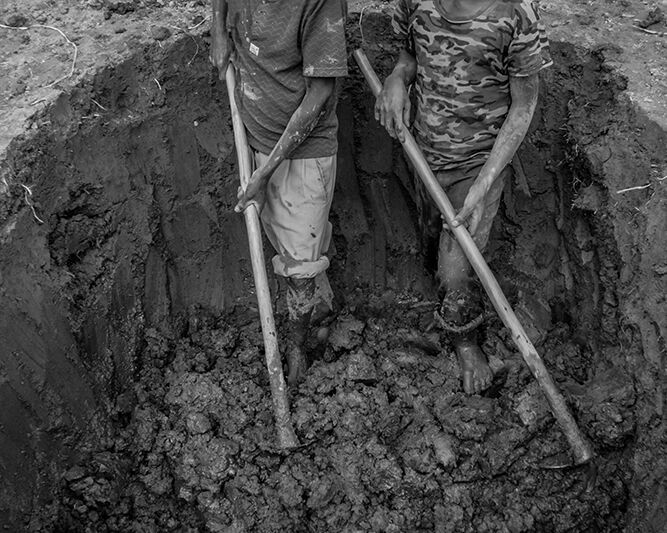 Βίκυ Μαρκολέφα - Rwanda