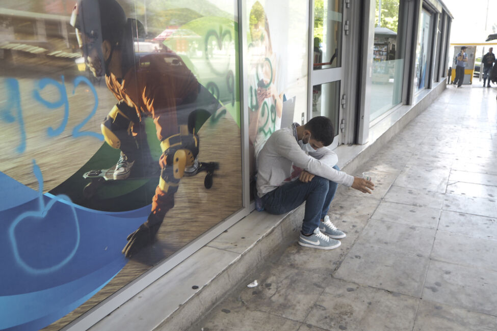 Νικη Μανωλοπούλου