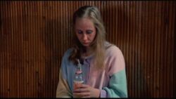 Aki Kaurismaki - The Match Factory Girl