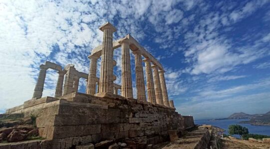 Βάνια Σύρμου