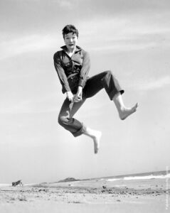 Philippe Halsman, Shilrley Mc Lane
