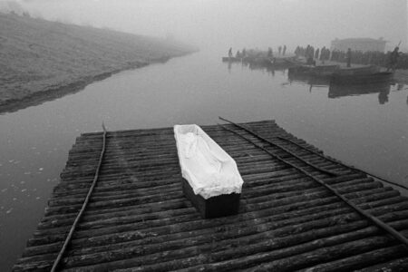 Ηλίας Μπουργιώτης - Το λιβάδι, που δακρύζει Θ.Α.