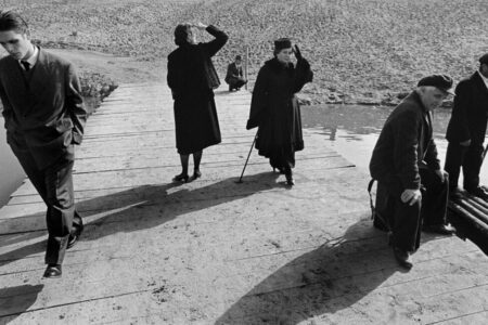 Ηλίας Μπουργιώτης - Το λιβάδι, που δακρύζει Θ.Α.