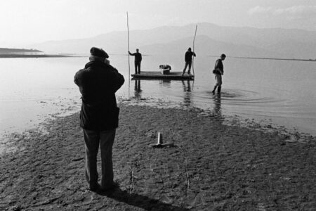 Ηλίας Μπουργιώτης - Το λιβάδι, που δακρύζει Θ.Α.
